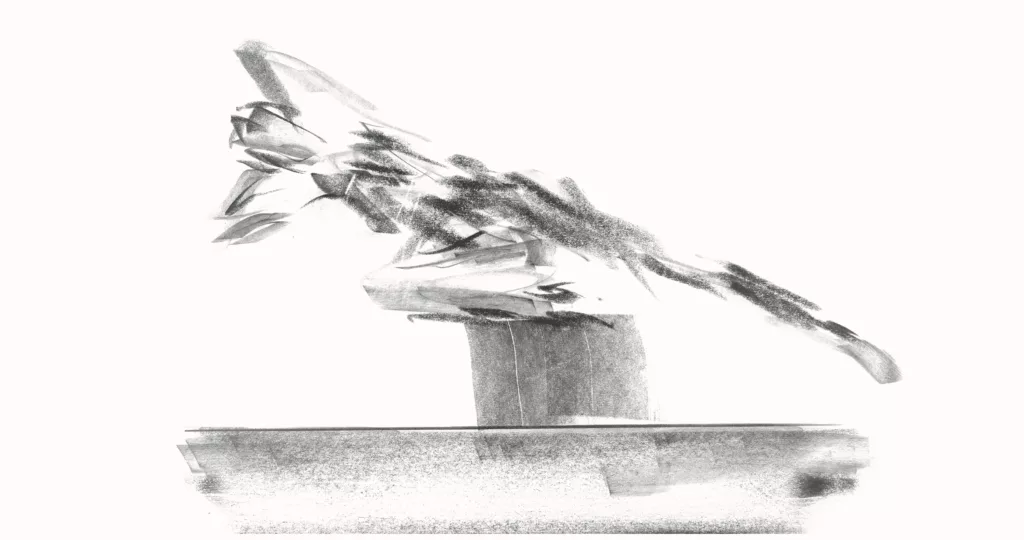 Croquis d'une figure humaine dynamique, dans une pose penchée dramatique inspirée du Pilates, sur un piédestal rectangulaire. Le dessin utilise des lignes et des ombres libres et expressives sur un fond clair.